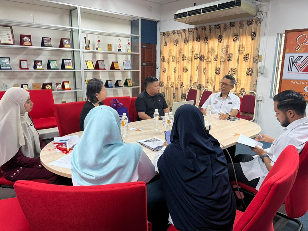 KV Tawau community partner moment 3