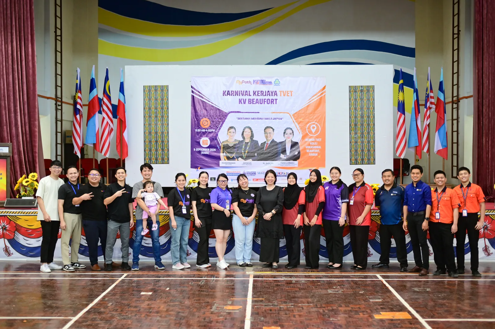 Karnival Kerjaya TVET programme group